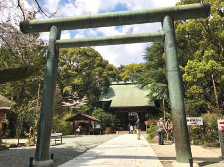 Torii and Gyosha-den(main hall) in Hotoku Ninomiya Shrine