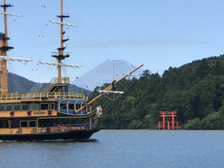 Mount Fuji ,pirate ship and Torii gate in Lake Ashi in Hakone